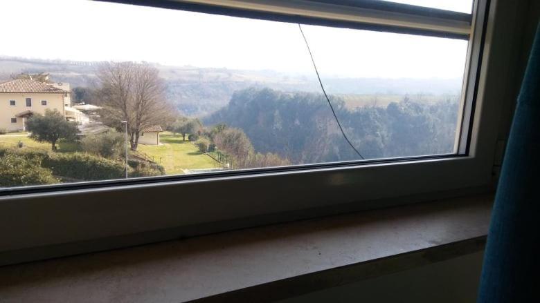 B&B Mimi E Coco Civita Castellana Bagian luar foto